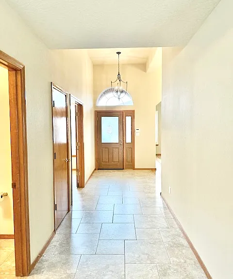 8420 Ashton Pl NE — Photo 7