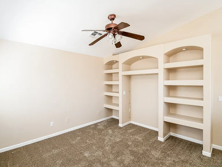 810 E Rossi Ct — Photo 9