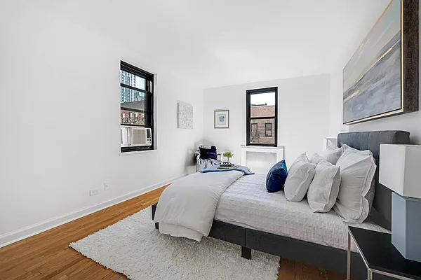 Sold by Compass | media 7