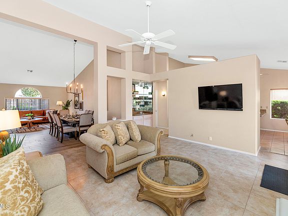 4th image of 9013 W Kerry Ln #9013