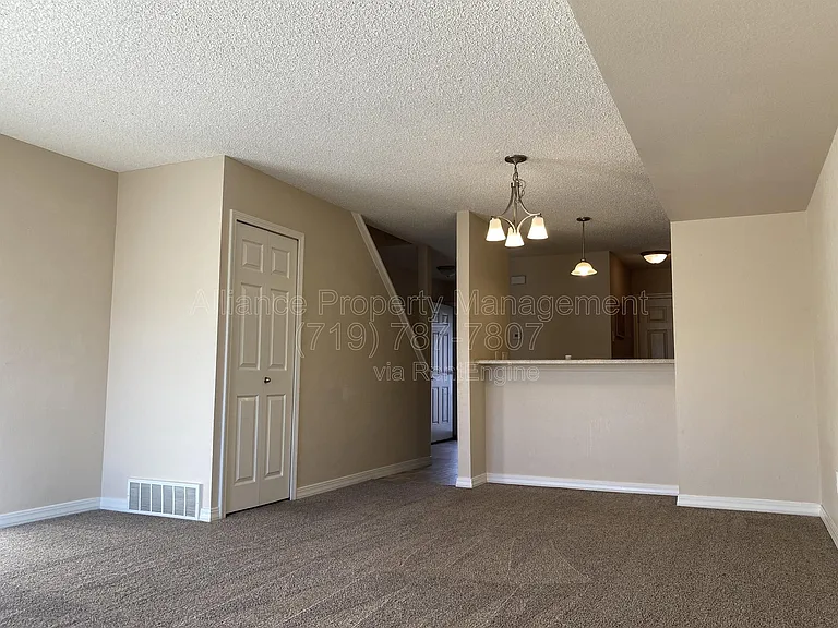 2486 Astrozon Cir — Photo 6