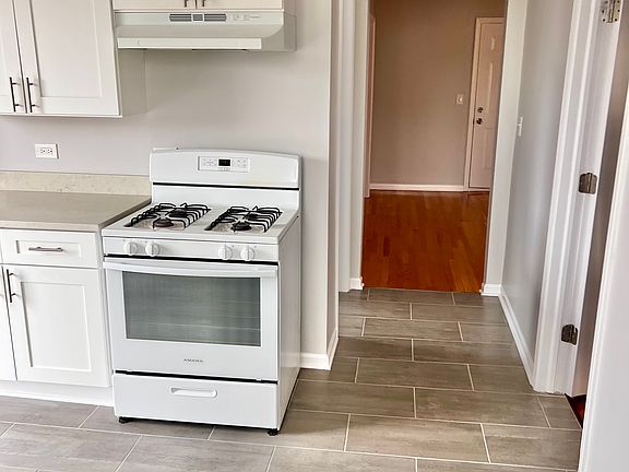 Kitchen to the Living Room