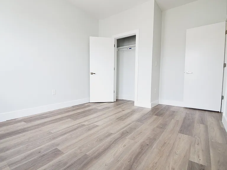 158 Bergen Ave #35 — Photo 2