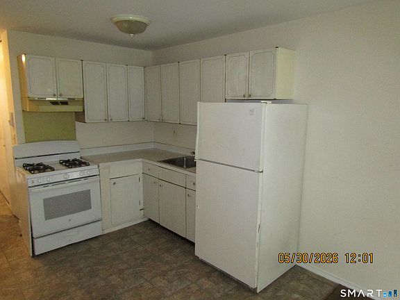 5th image of 235 Henry Avenue #12J