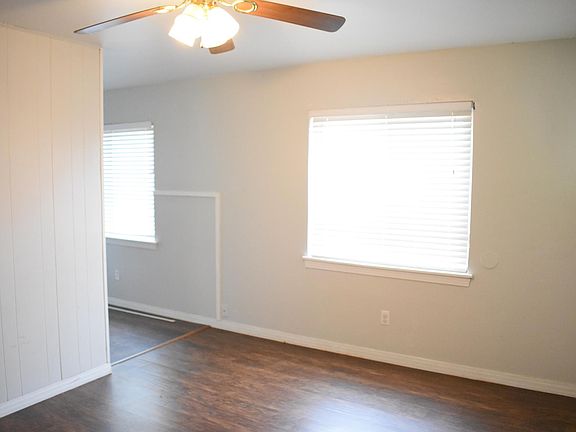 3rd image of 3414 Nashville Ave APT B