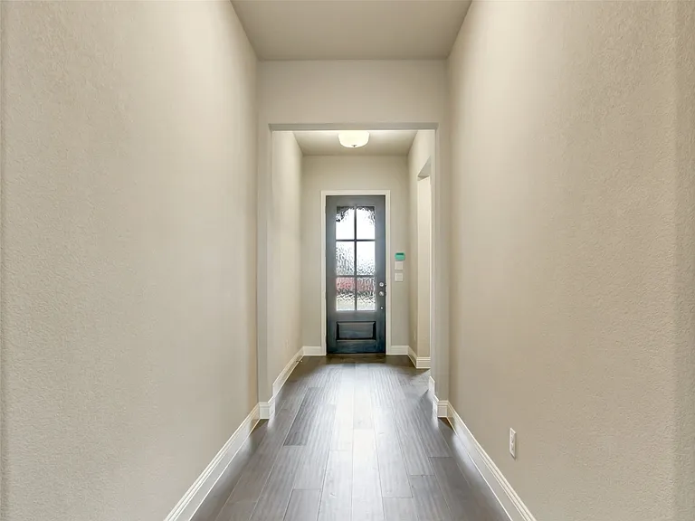 3717 Brinkley Dr — Photo 2