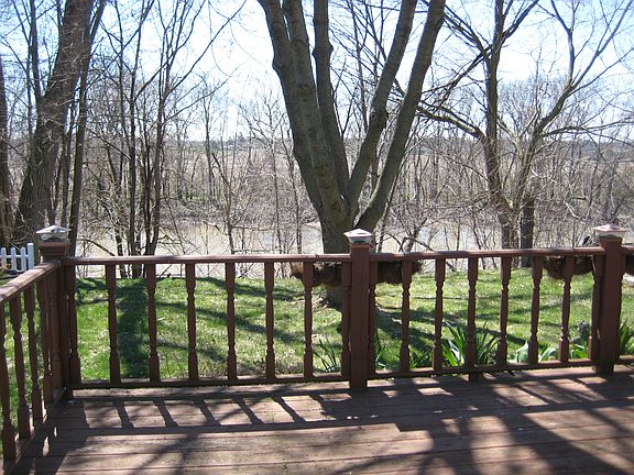 5th image of 905 Lincoln Dr