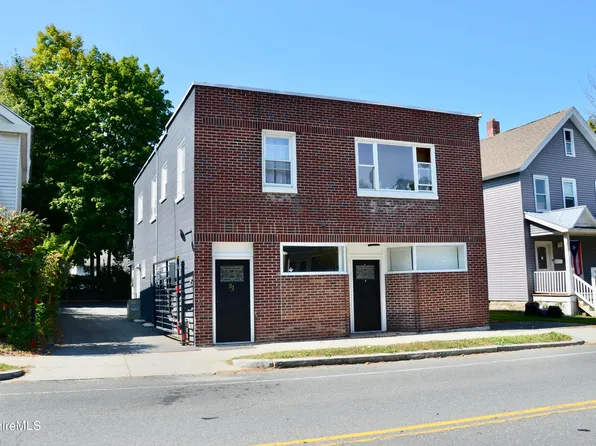 51 Seymour St, Pittsfield, MA 01201