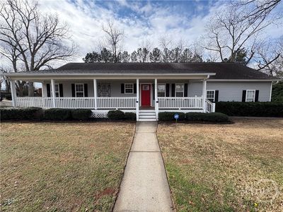 1975 Broad Street, Statham, GA, 30666