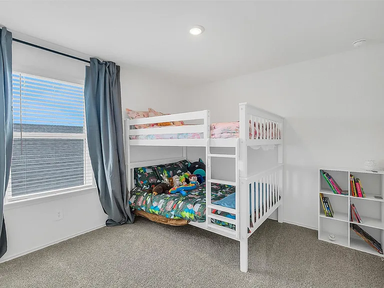 4210 Bromham Farms Dr — Photo 24