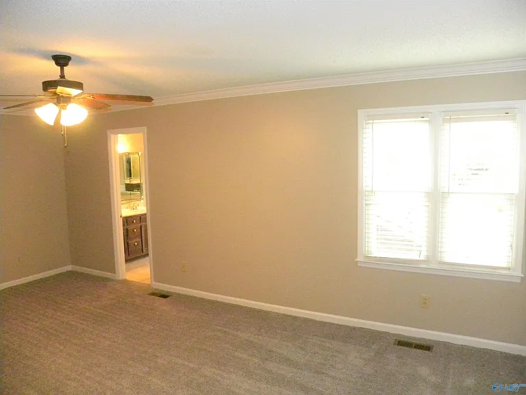 102 W Lake Cir — Photo 10