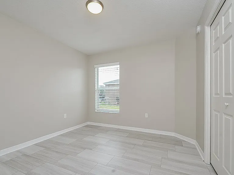 6111 Evansbrook Dr — Photo 10