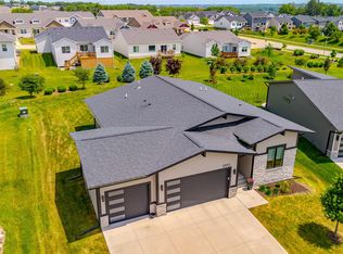 1290 S Radley St, West Des Moines, IA 50266