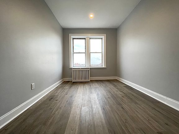 4th image of 3139 John Fitzgerald Kennedy Blvd #42E