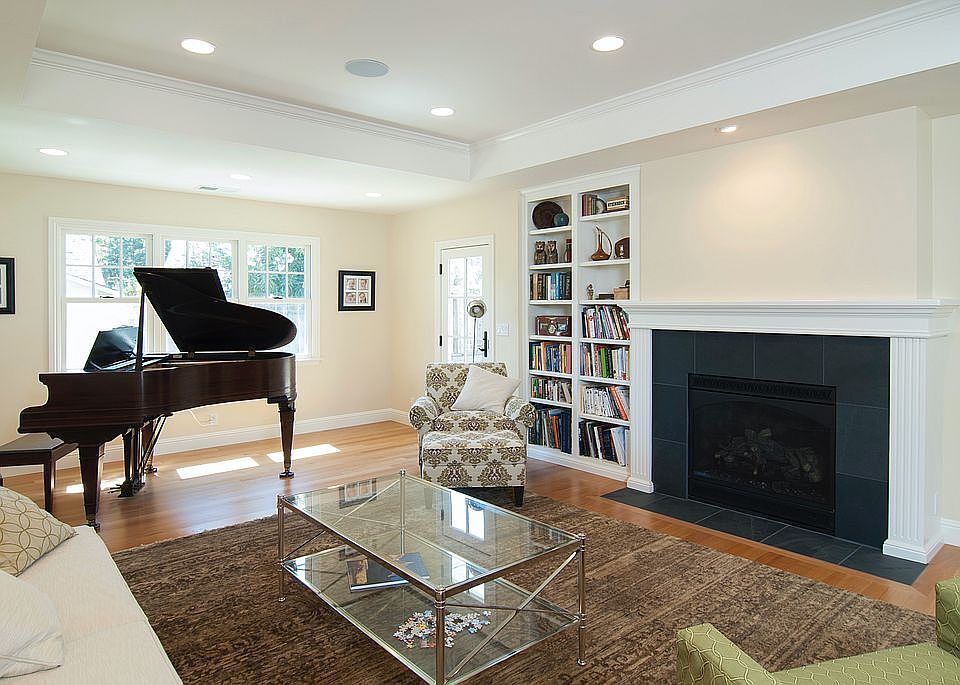 2nd image of 1256 Cordelia Ave