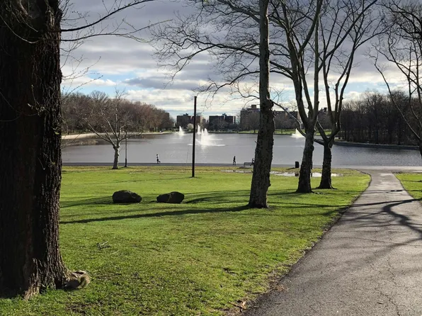 22 73rd Street image 29 of 32