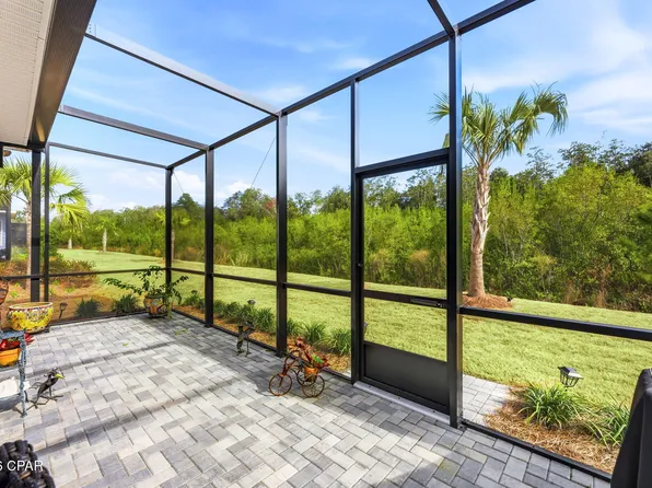 9302 Paradise Dr, Panama City Beach, FL 32413