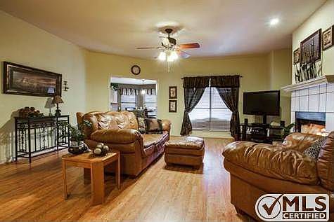 5th image of 102 Park Trail Pl