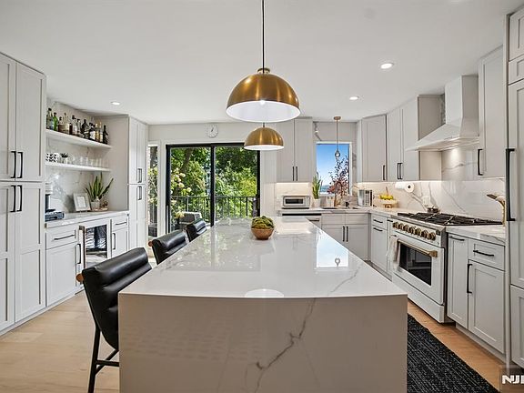 2nd image of 25 Yorkview Drive #CN