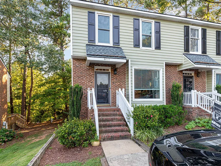6111 Highcastle Ct — Photo 1