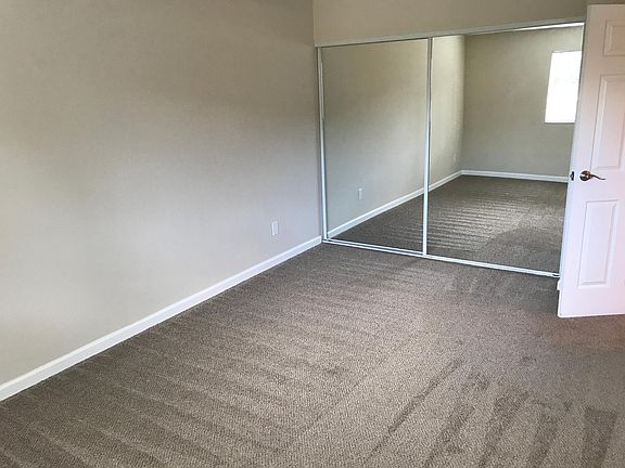 4th image of 1145 Miramar Way APT 51
