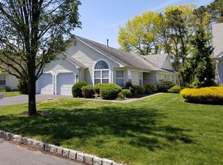 24 Winding River Rd, Lakewood, NJ 08701