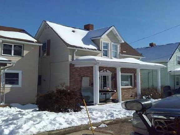 2nd image of 212 Meadow Ave