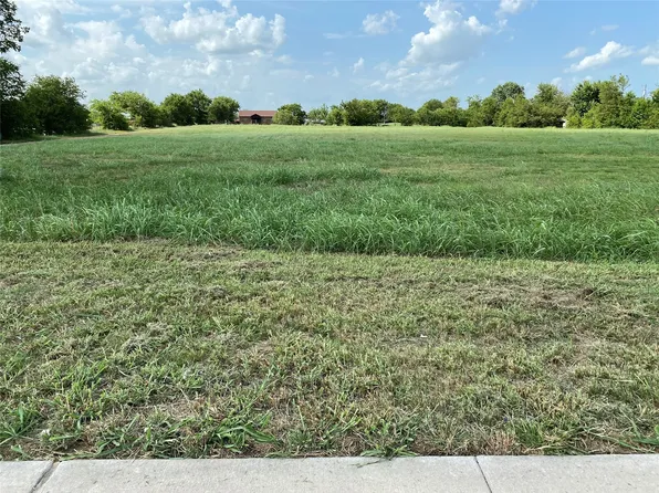 8540 W University Dr, Denton, TX 76207