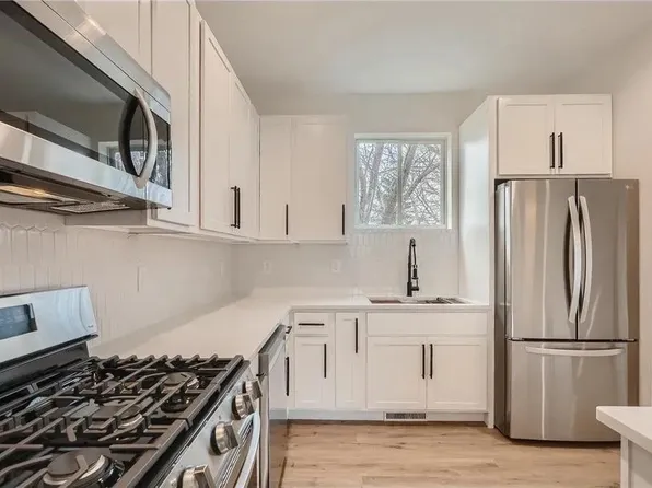 1995 11th Ave E Unit 2, North Saint Paul, MN 55109