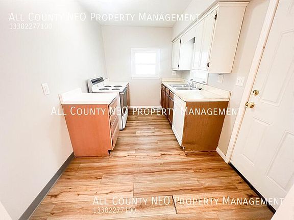 2nd image of 980 East Blvd