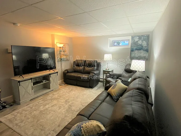 26 Mountainshire Dr — Photo 4