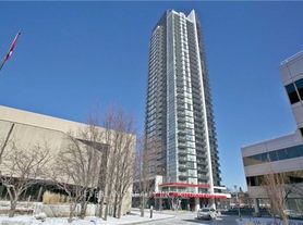 88 Sheppard Ave E