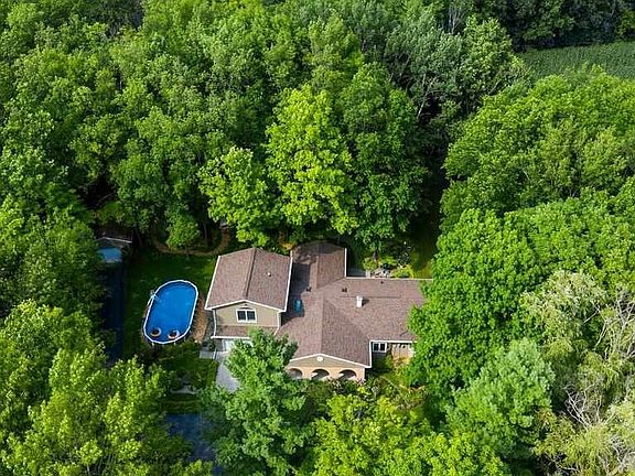 3rd image of 3620 Park Ln