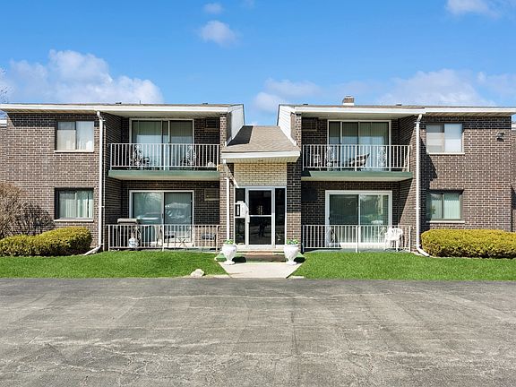 2nd image of 9940 153rd St #1B