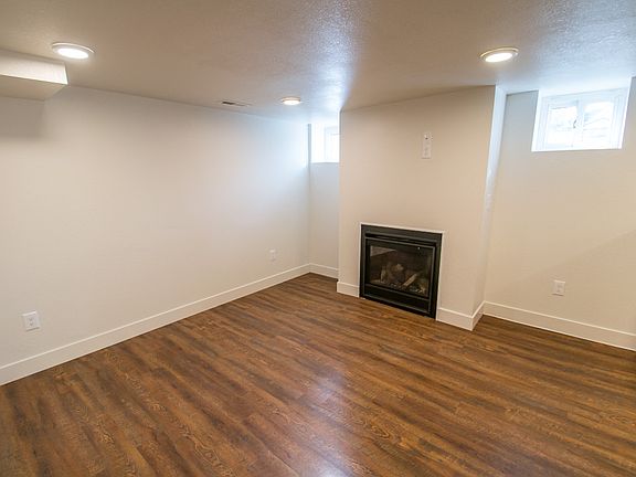 2nd image of 2091 S Clayton St #2091