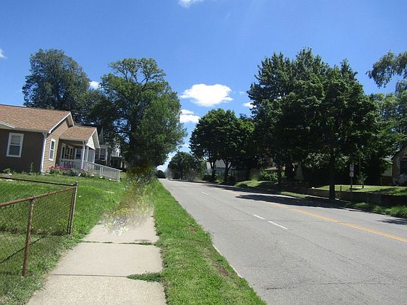 5th image of 13 Maryland Ave E