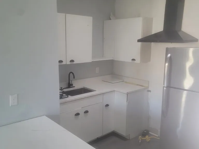 608 N Carrollton Ave #3 — Photo 2
