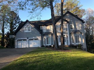 829 Bermuda Run, Woodstock, GA 30189