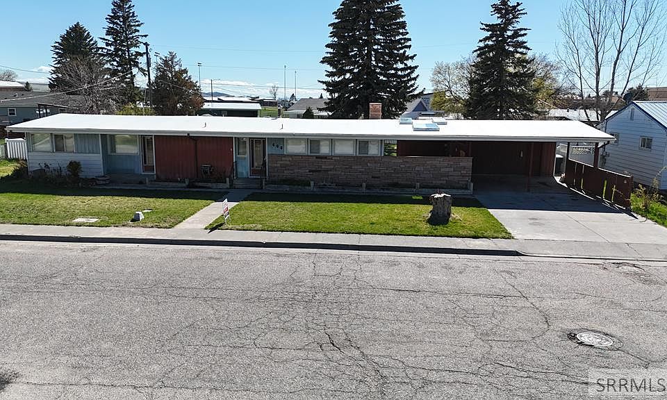 1st image of 600 Curtis St