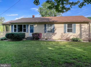 5256 S F T Valley Rd, Etlan, VA 22719