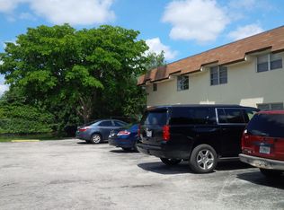 6051 SW 41st St, Davie, FL 33314