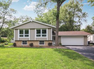 17525 28th Ave N, Plymouth, MN 55447
