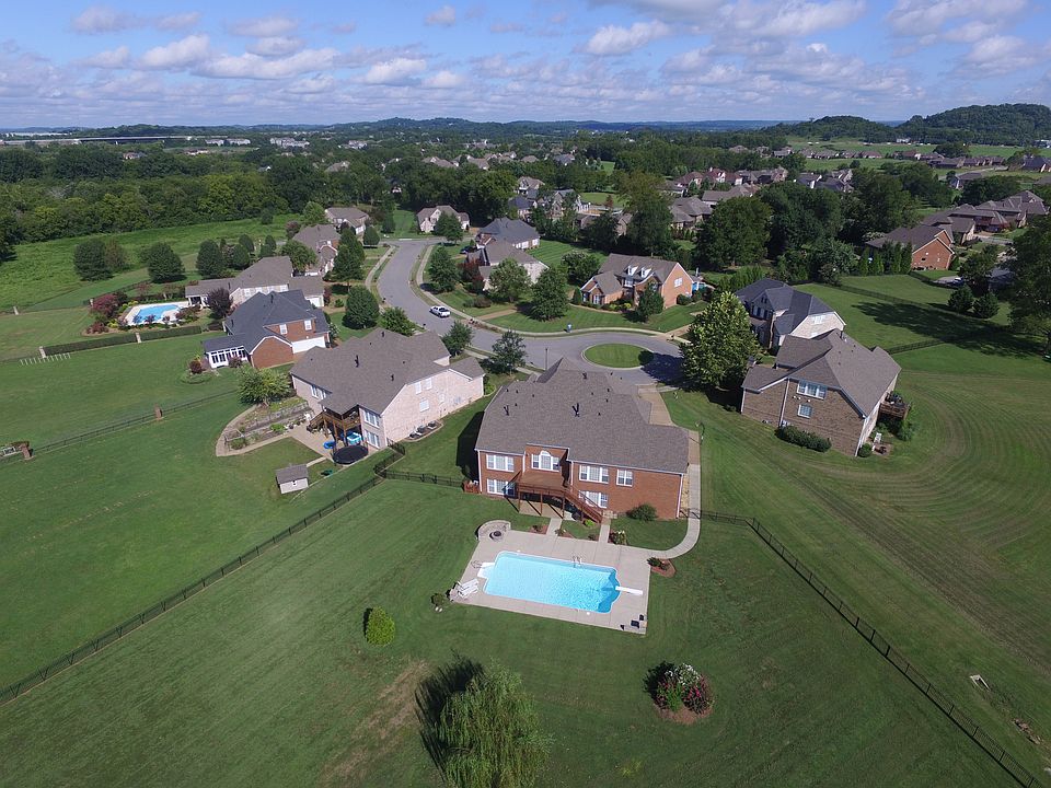 1st image of 110 Jasmine Ct