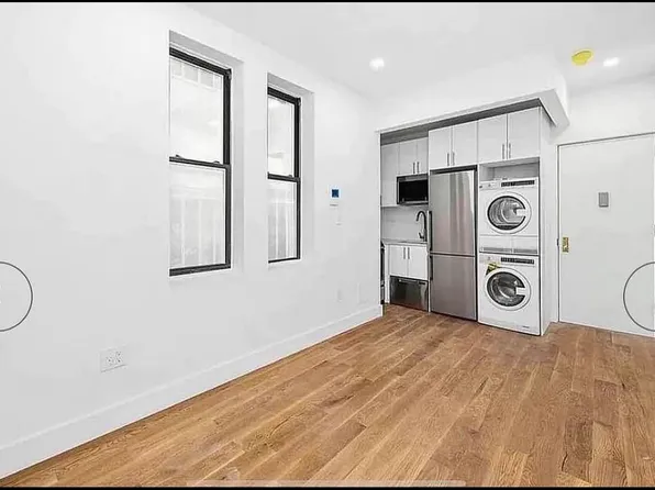 16 Saint Marks Pl APT 2D, New York, NY 10003
