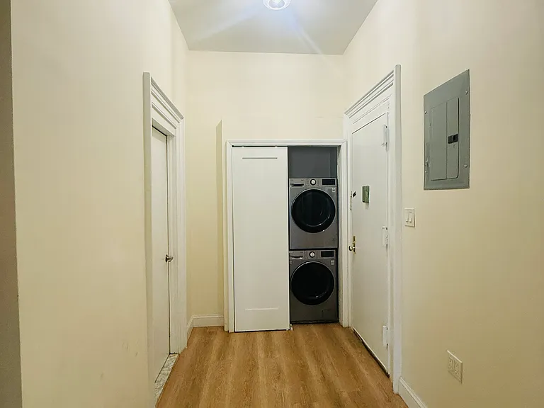 114 E 37th St #3A — Photo 11