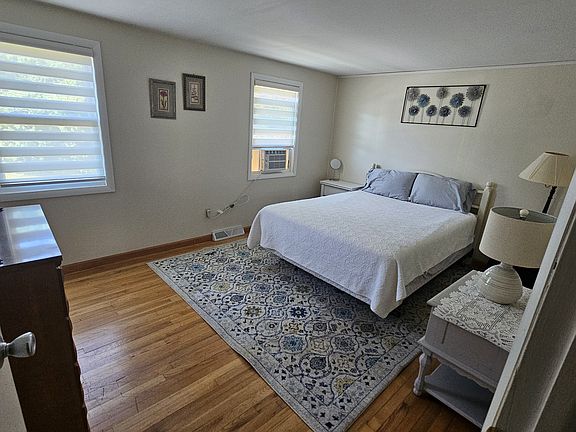 3rd image of 53 Tamarack Trl
