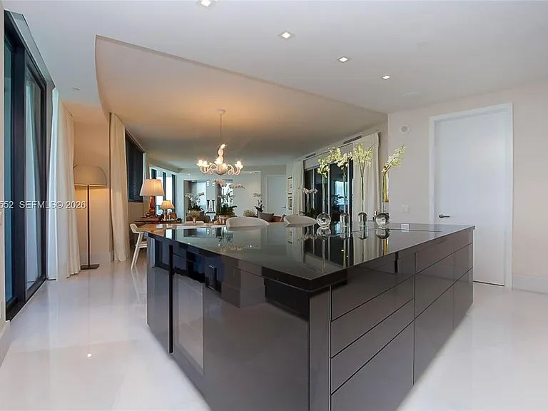 18555 Collins Ave #4605 — Photo 19