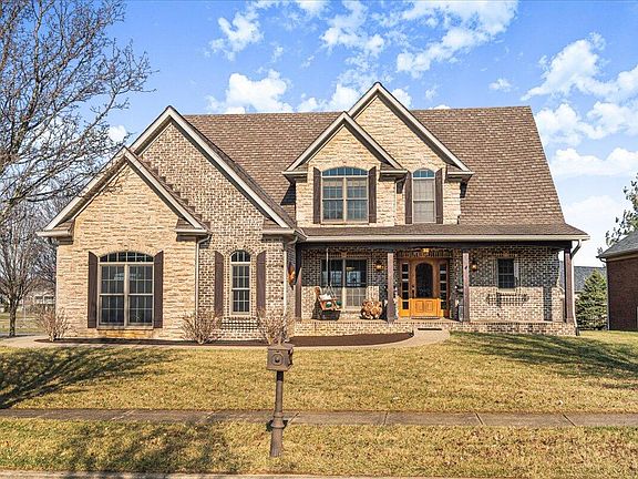 3rd image of 2561 Pascoli Pl