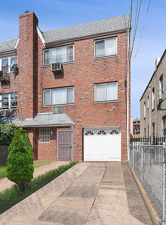 1st image of 3068 12th St