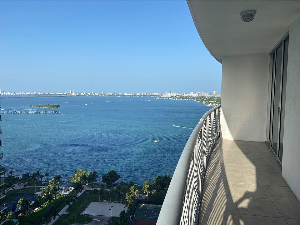 1st image of 1750 N Bayshore Dr APT 2605